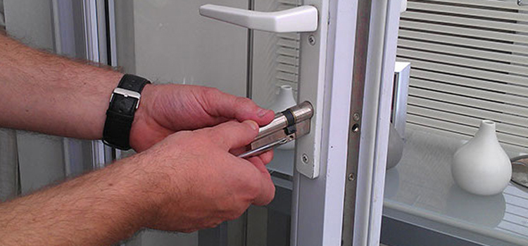 Commercial Door Lock Repair in East Los Angeles